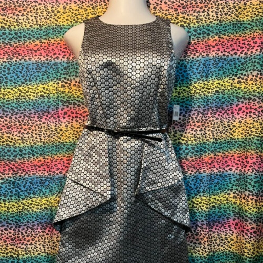 Y2k/2010's Silver embroidered dress with belt
